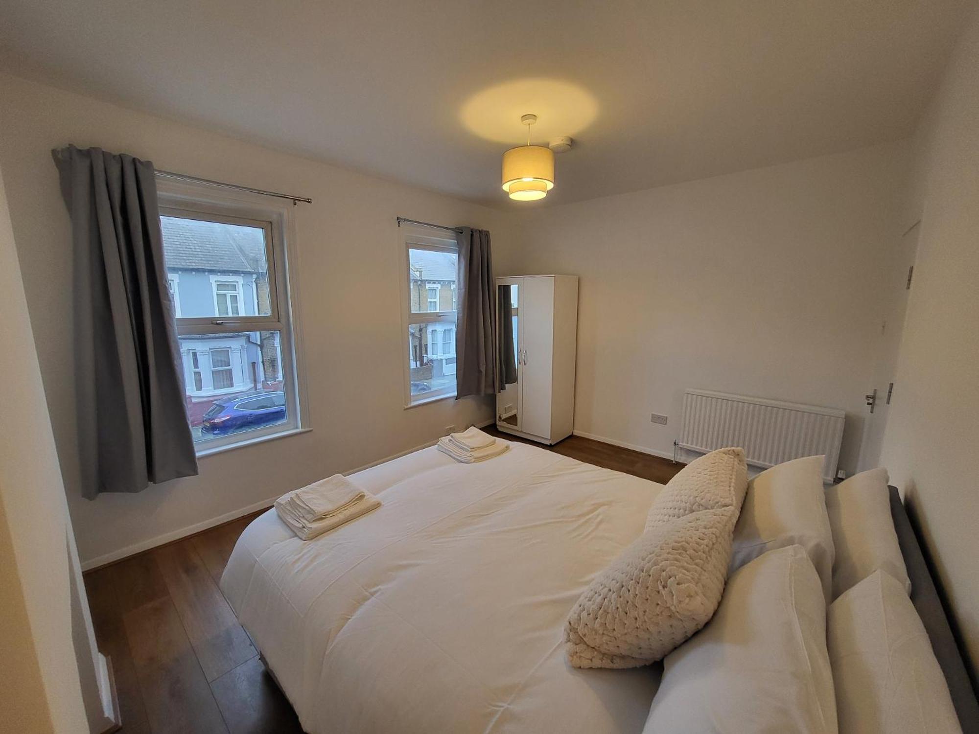 Апартаменты 5br Retreat - Walk To Tube, Explore Лондон