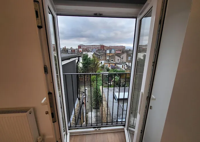 Central 5Br Retreat - Walk To Tube, Explore London